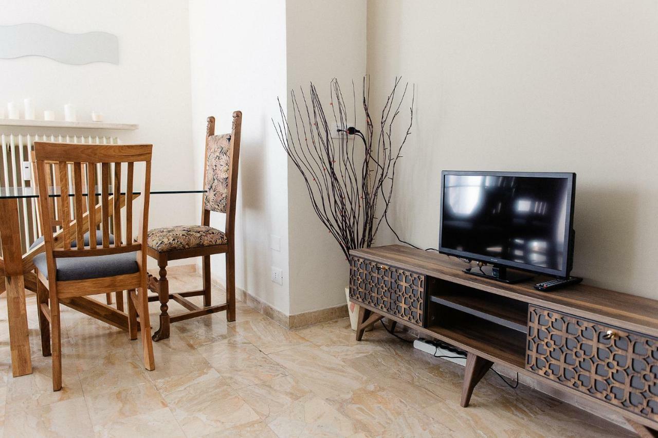 Da Olga Apartment Desenzano del Garda Bagian luar foto