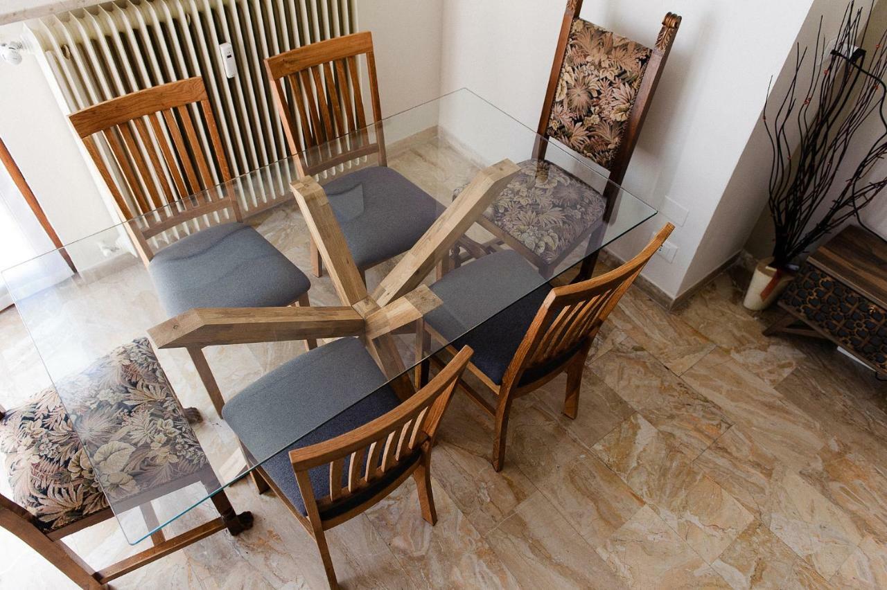 Da Olga Apartment Desenzano del Garda Bagian luar foto